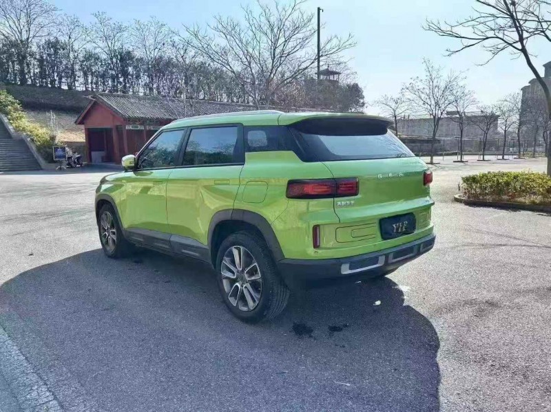 金華21年吉利icon7