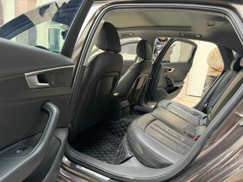 徐州17年奥迪A4L8