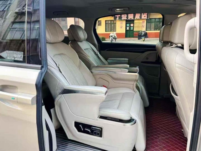 泰安21年别克GL85