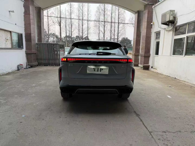 徐州25年奇瑞星途9