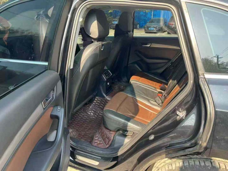 南宁17年奥迪Q56