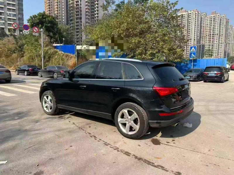 南宁17年奥迪Q58