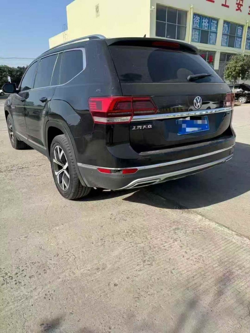 焦作19年大众途昂9