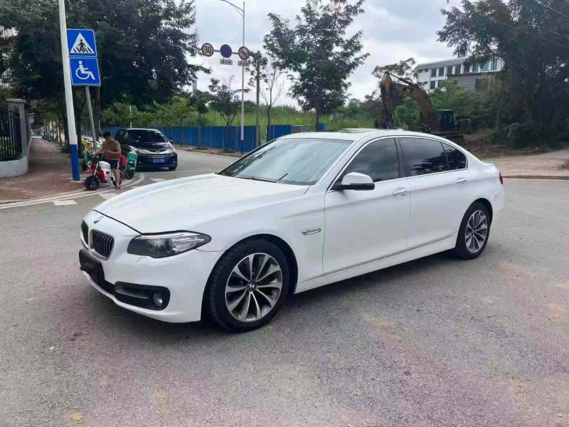 南宁17年宝马5系3