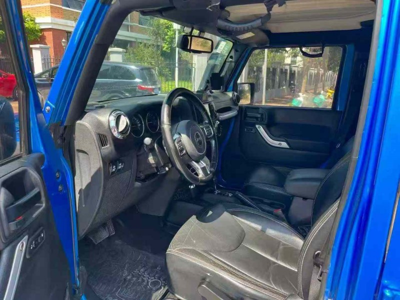 南宁15年Jeep牧马人4