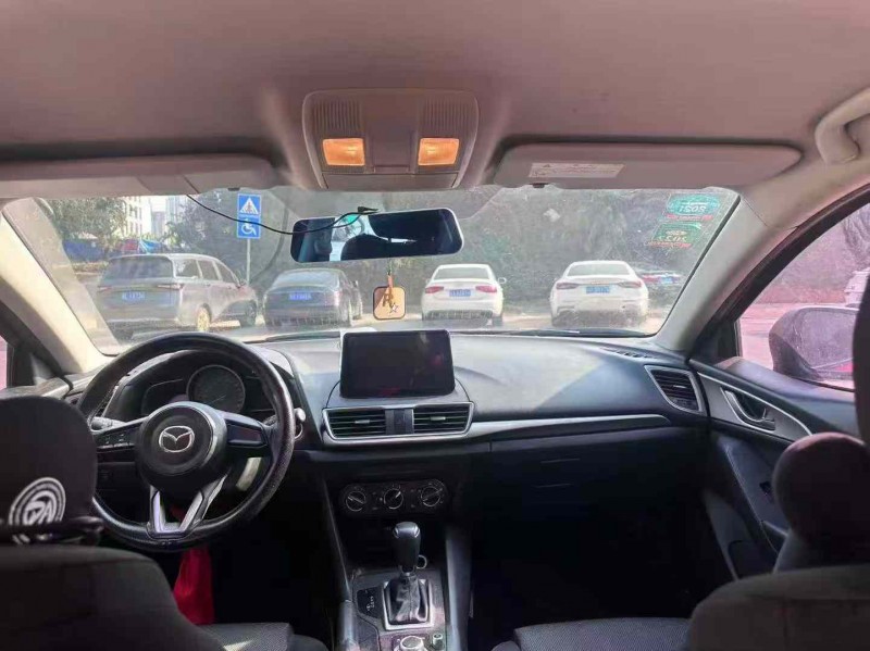 南宁18年马自达34