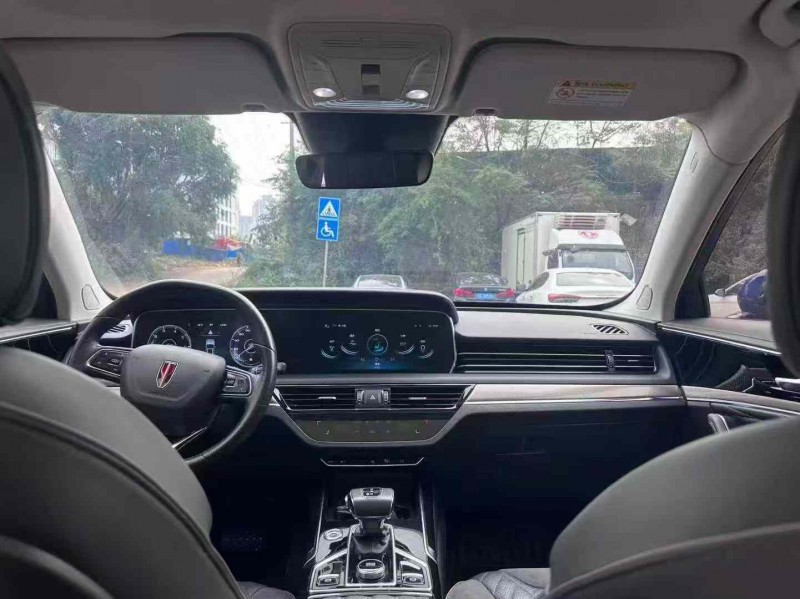 南宁23年红旗HS55