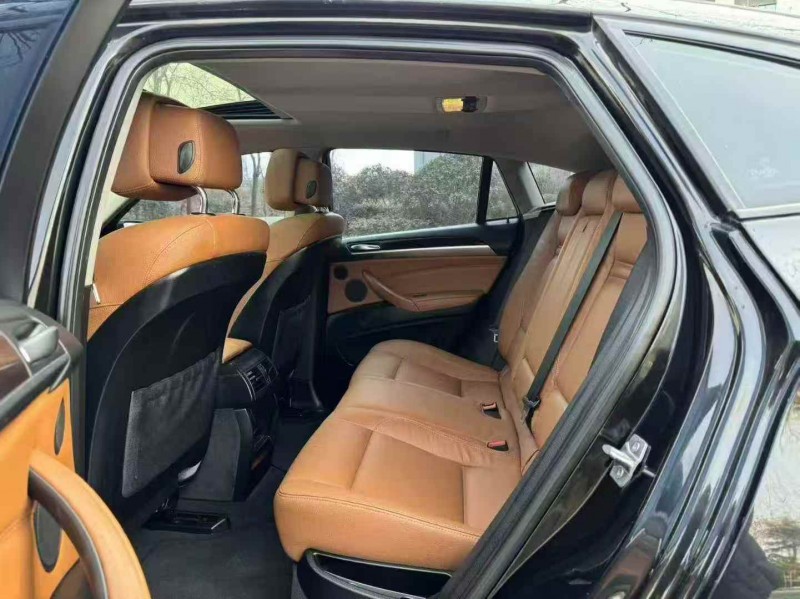 东营15年宝马X68