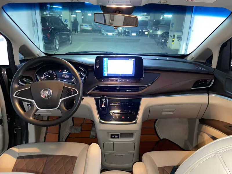 成都22年别克GL84