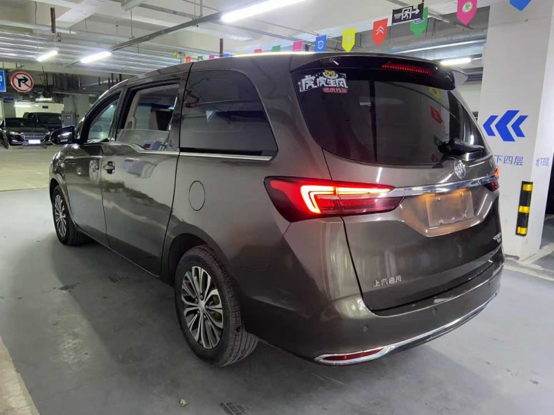 成都22年别克GL85