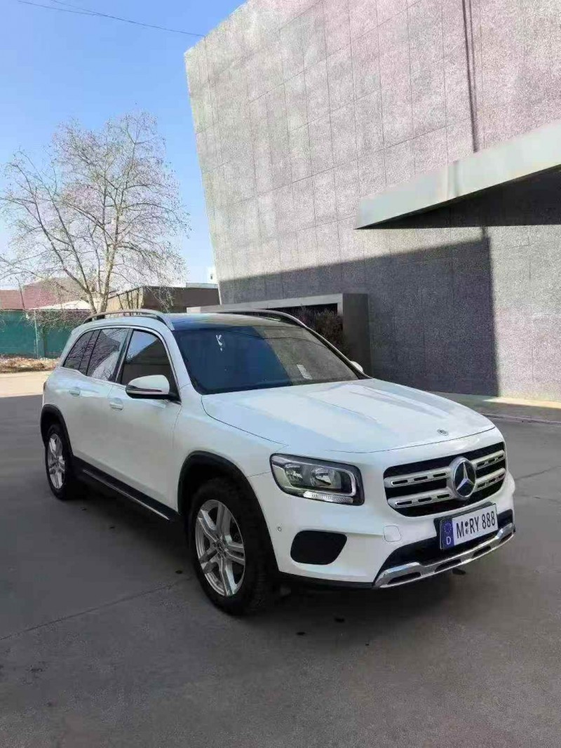 济宁21年奔驰GLB3