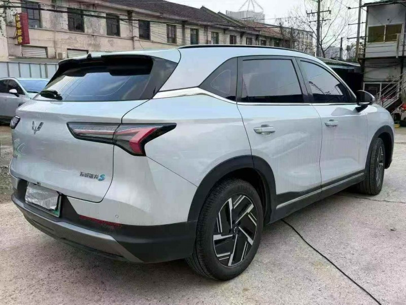 常德25年五菱汽车星光8