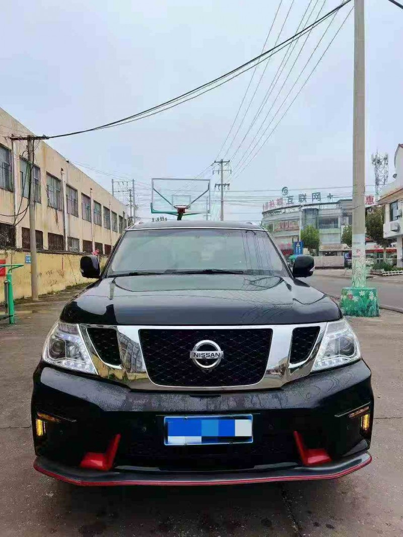 枣庄17年日产途乐1