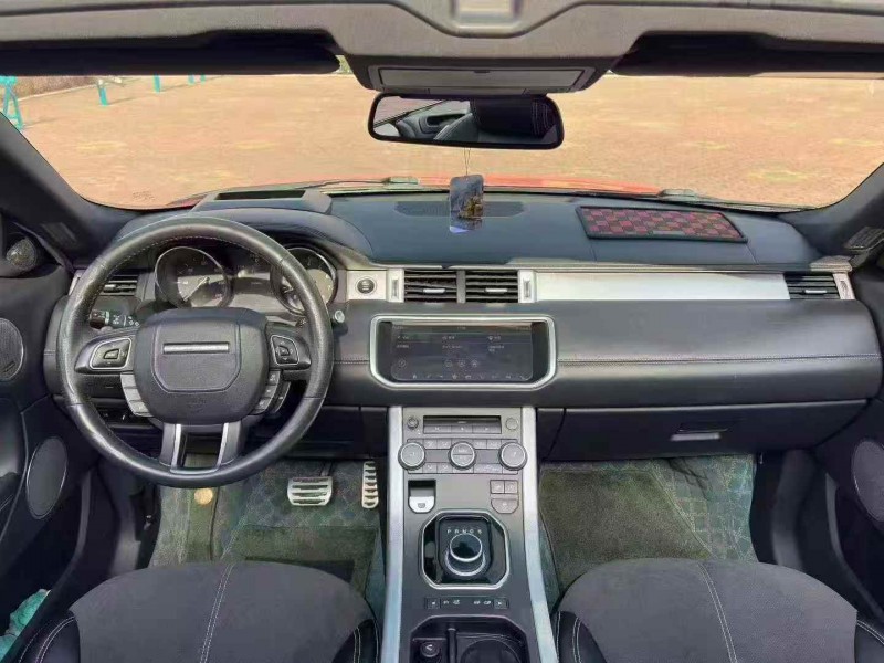 枣庄17年路虎极光4