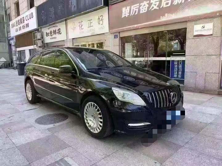 徐州13年奔驰R2