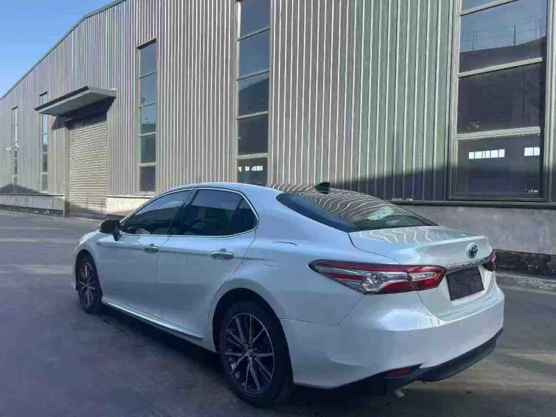 渭南23年丰田凯美瑞8