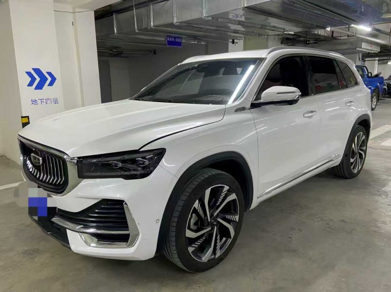 成都23年吉利星越3