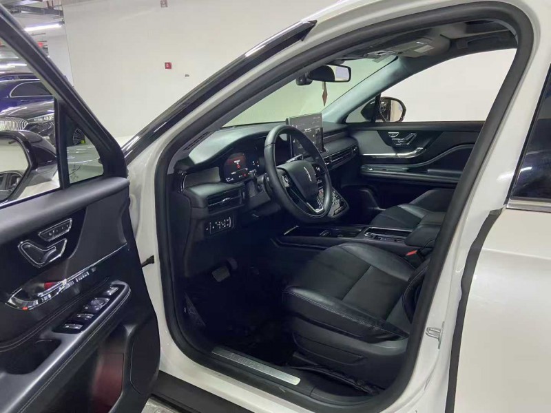 成都23年林肯冒险家4