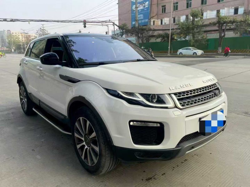 成都18年路虎极光2