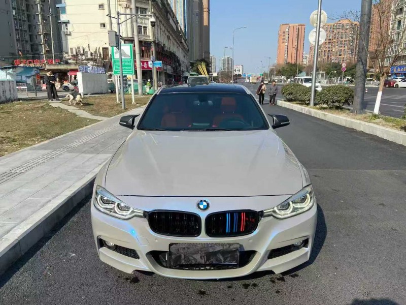 成都18年宝马3系1