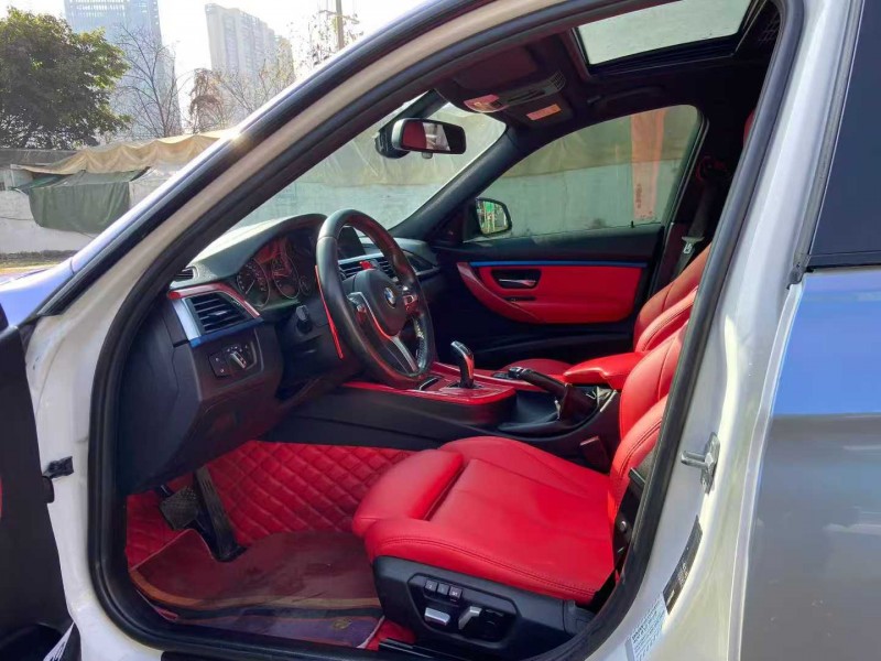 成都18年宝马3系4