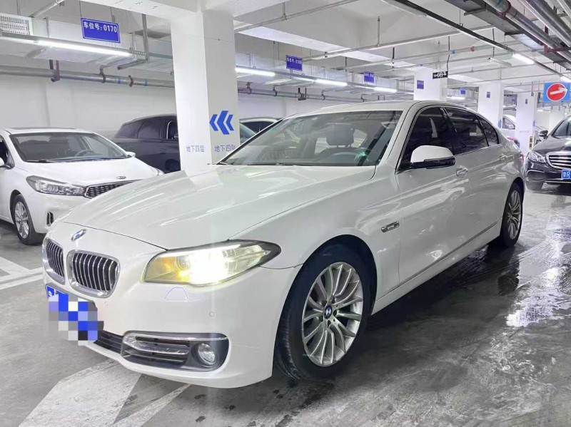 成都16年宝马5系3