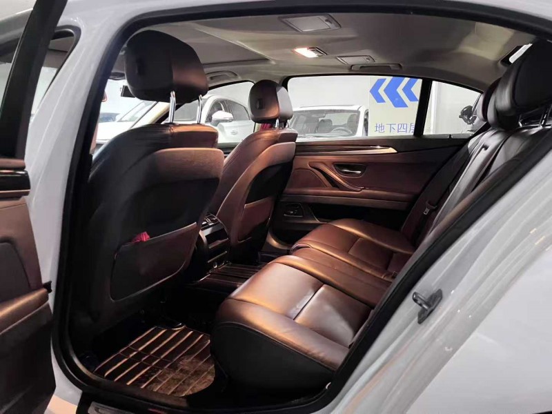 成都16年宝马5系5