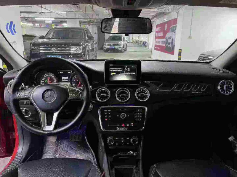 成都16年奔驰GLA6