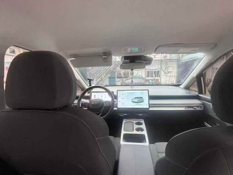 常德25年传祺埃安Y5