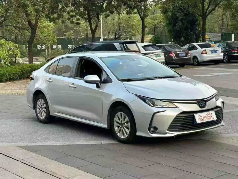 佛山22年丰田卡罗拉3