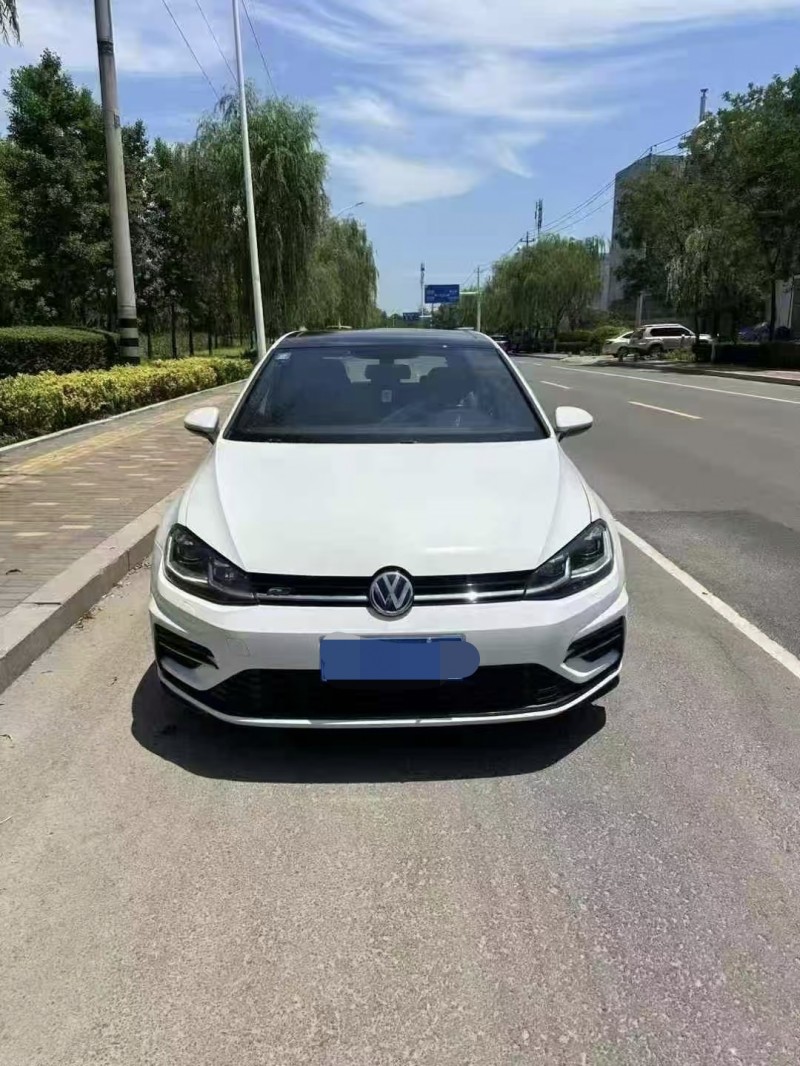 济宁20年大众高尔夫1