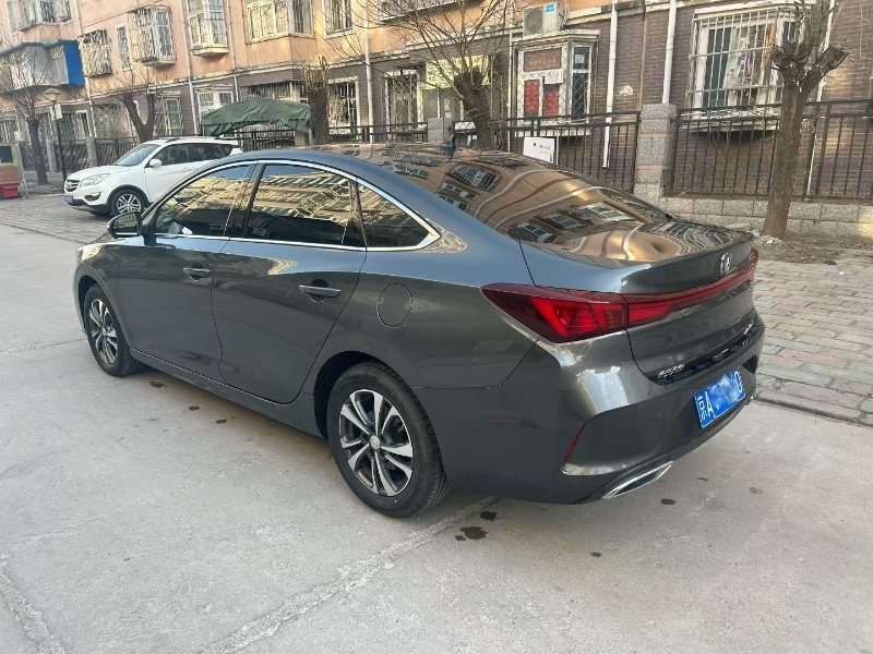 北京24年长安汽车逸动8