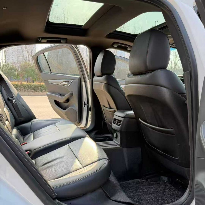 濟寧23年凱迪拉克CT65