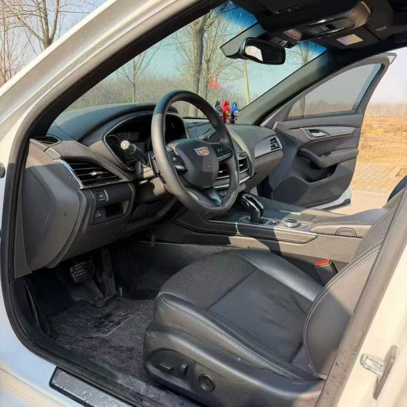 濟寧23年凱迪拉克CT66