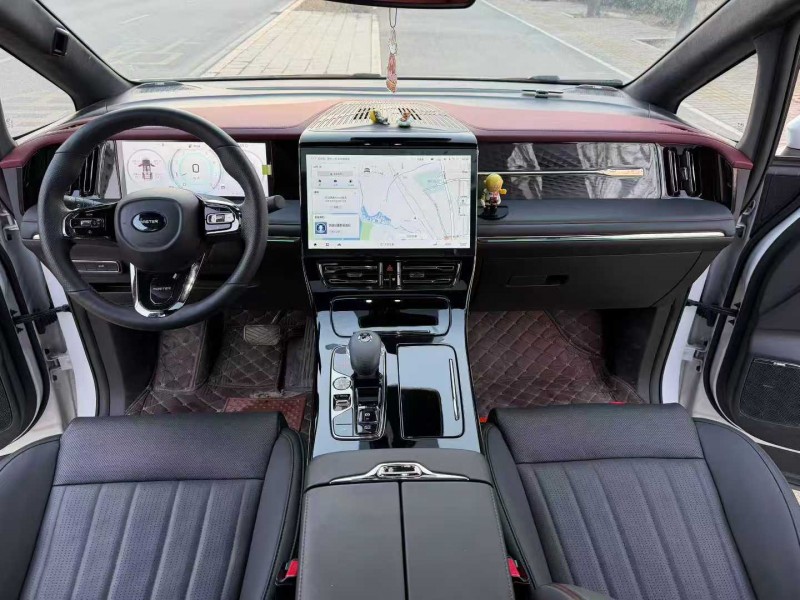 济宁23年传祺M8/GM84