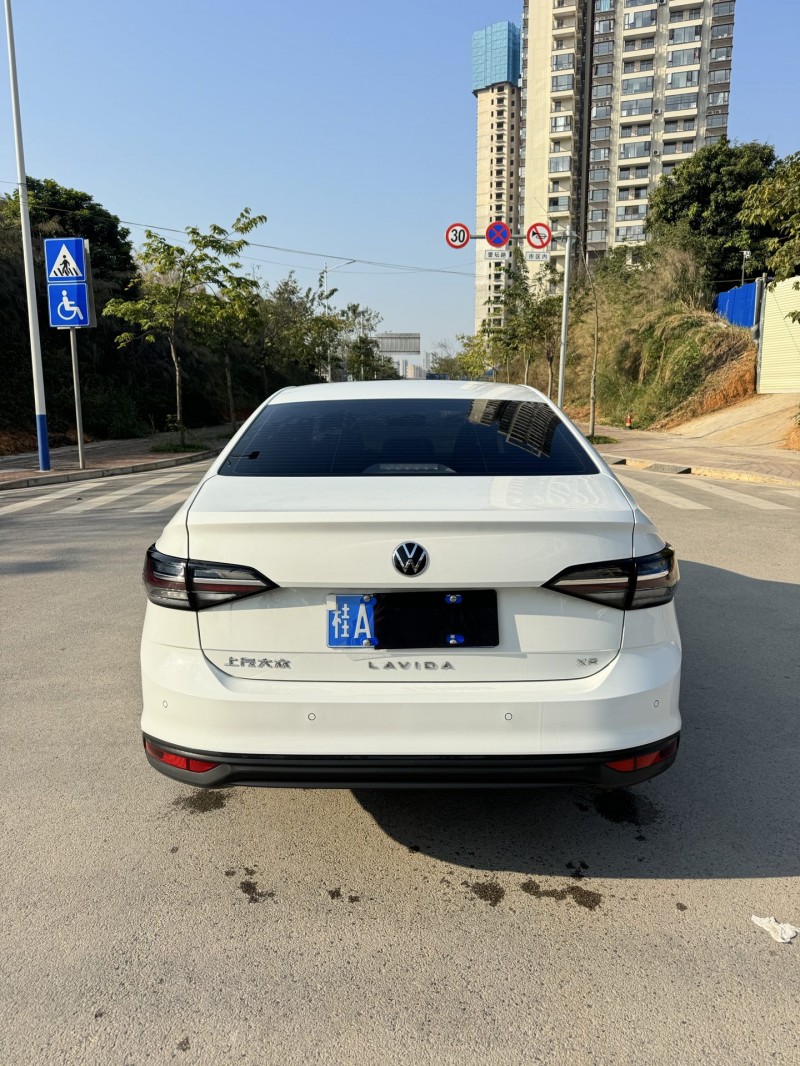 南宁25年大众朗逸9