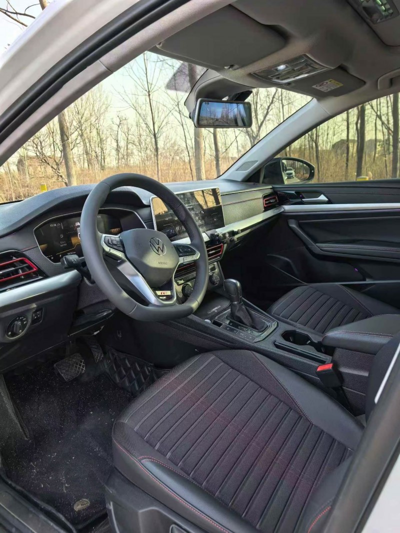 徐州24年大众朗逸5