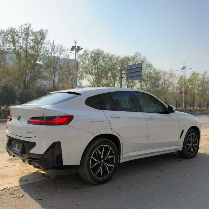 济宁23年宝马X48