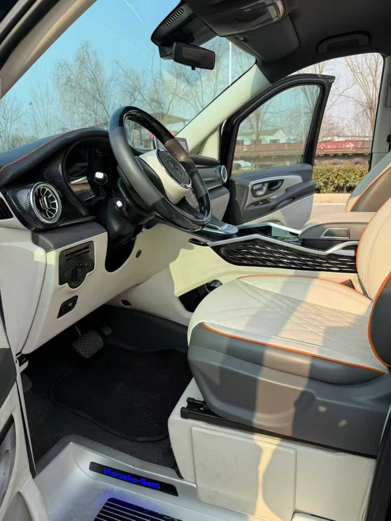 棗莊23年奔馳威霆5