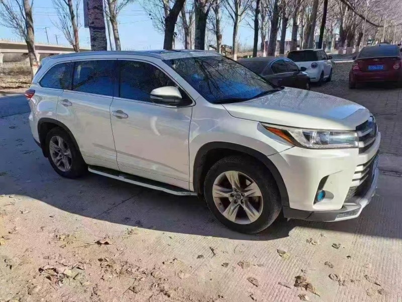 保定18年丰田汉兰达2