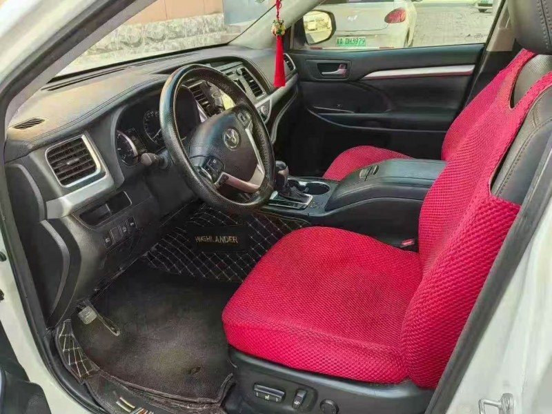 保定18年丰田汉兰达5