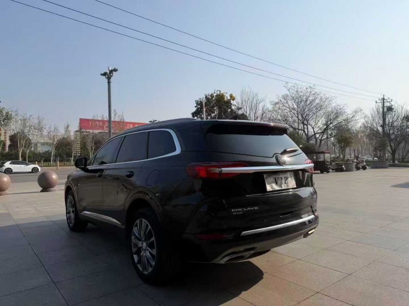 潍坊23年别克昂科旗9