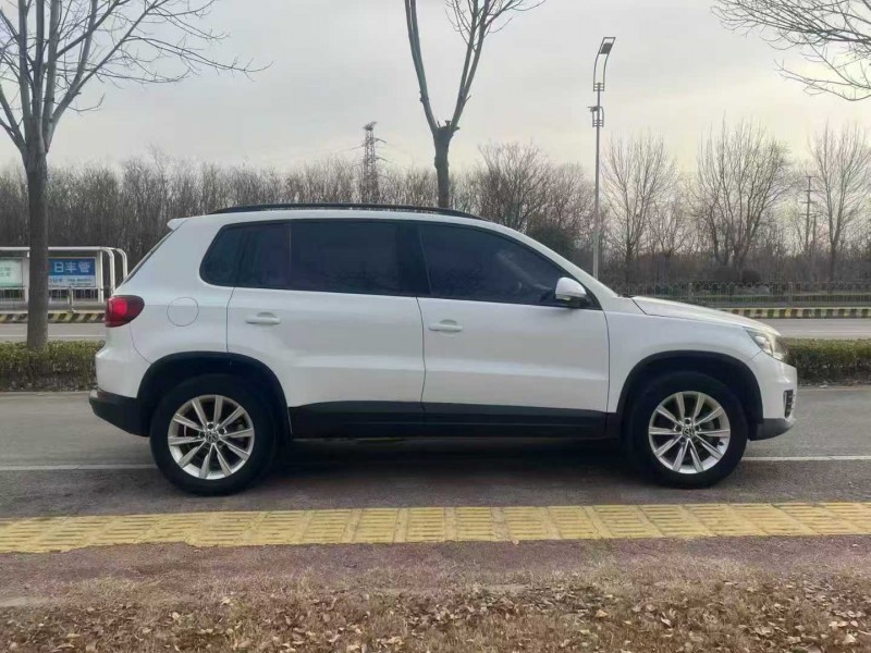 济宁17年大众途观7