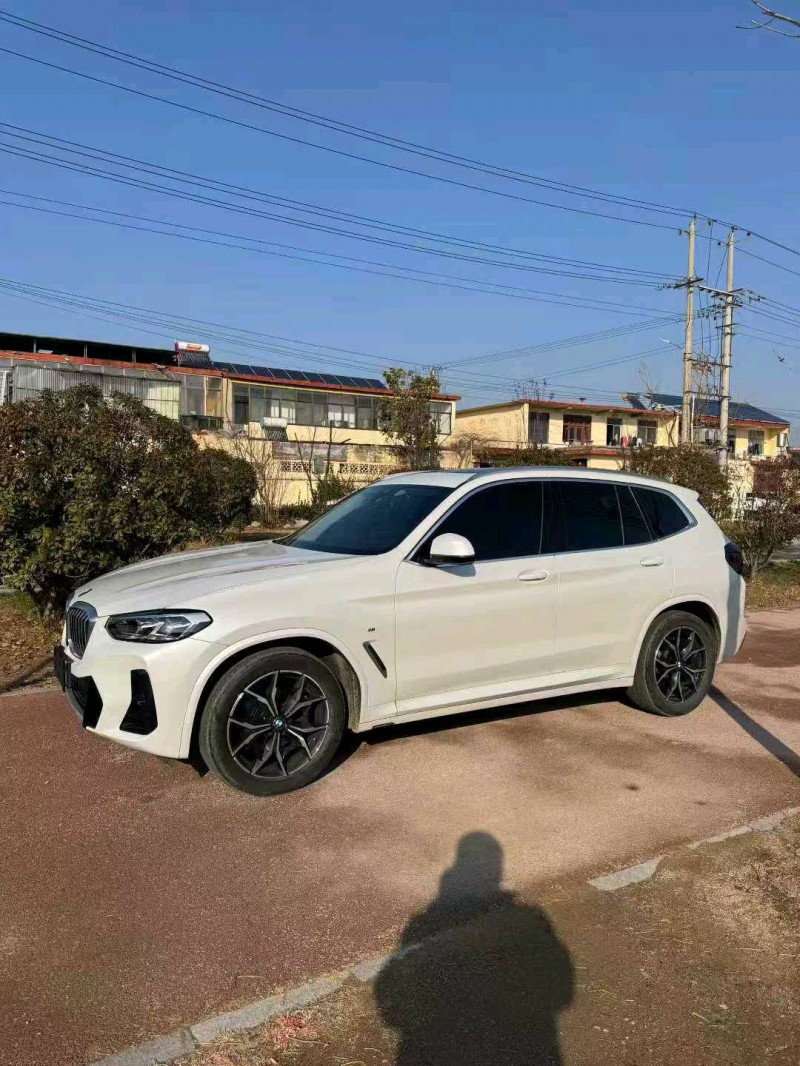 东营22年宝马X33