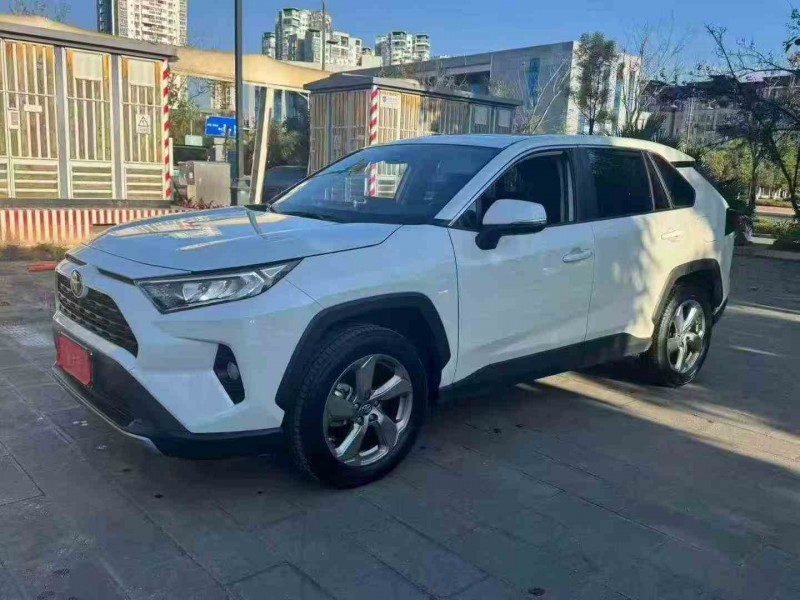 思茅23年丰田RAV4荣放2