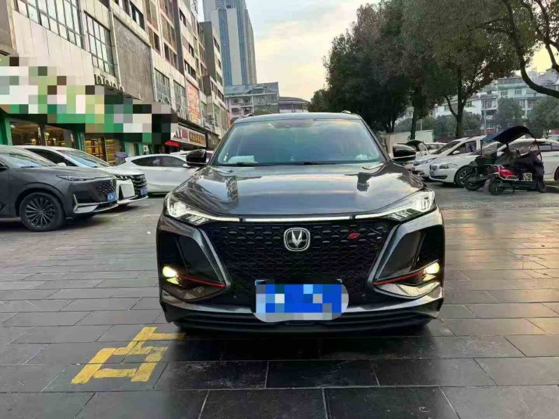 重庆21年长安汽车CS751