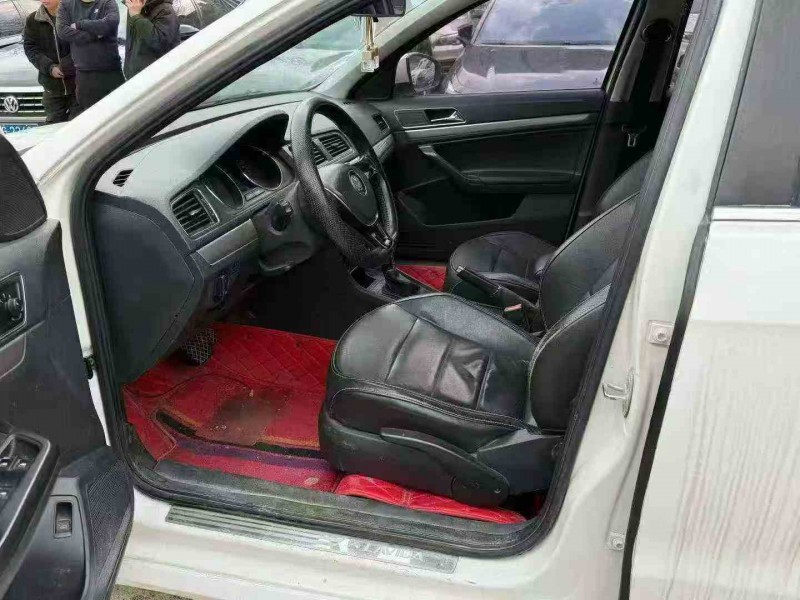 湘潭17年大众朗逸6