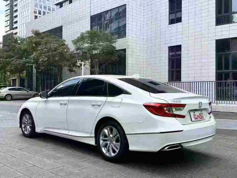 佛山20年本田雅阁7