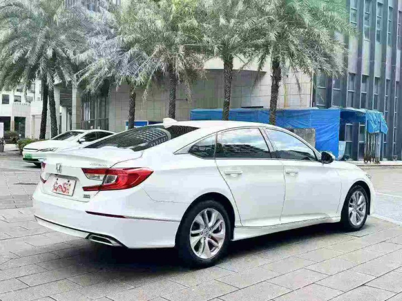 佛山20年本田雅阁8