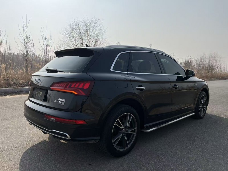 盐城20年奥迪Q58